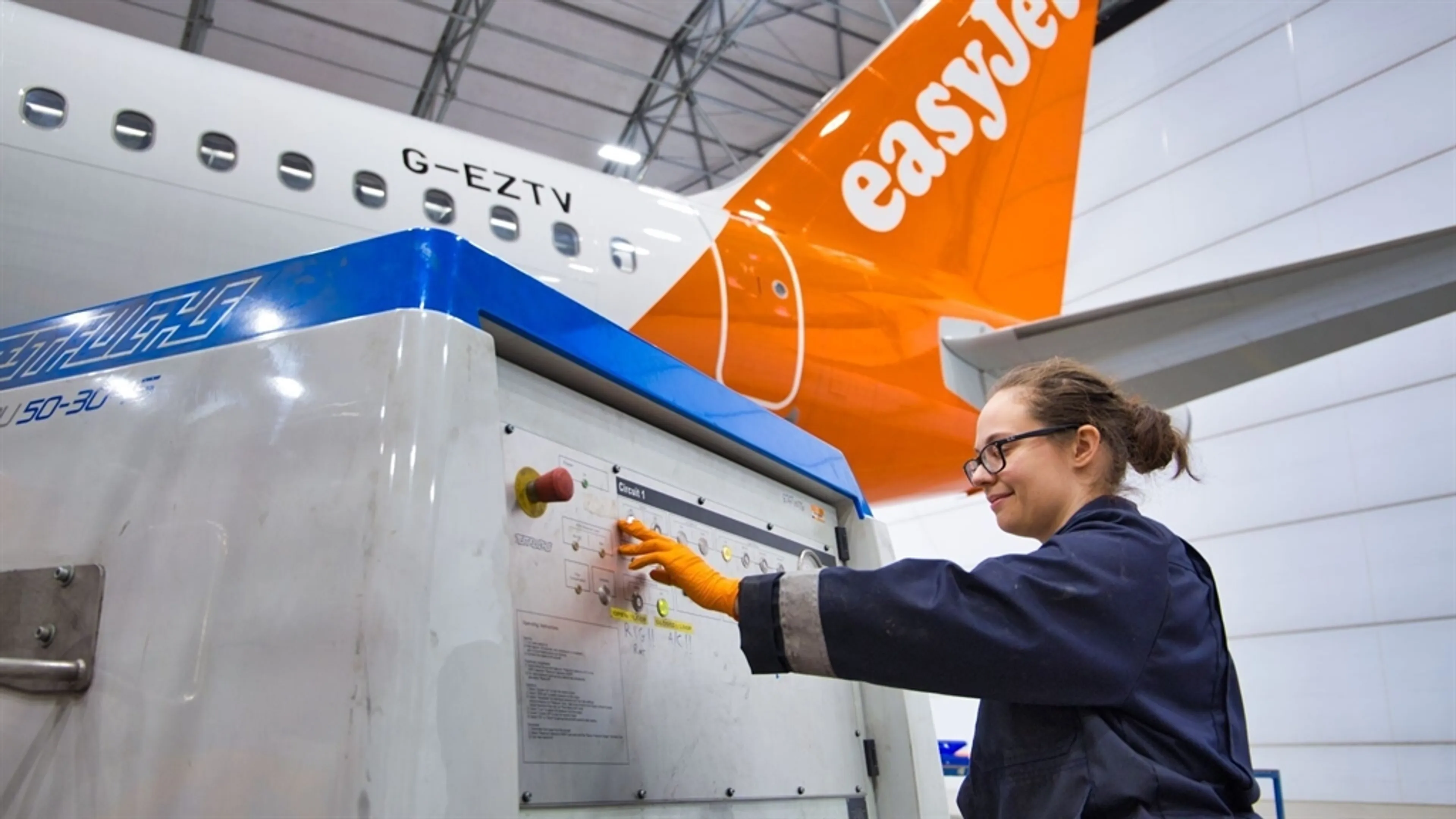 easyJet to open new aircraft maintenance hangar and apprenticeship training campus at London Luton Airport supporting over 30 new jobs