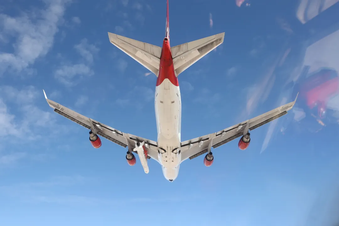 Virgin Orbit one step closer to 2019 mission after successful test flight with “flying launch pad”
