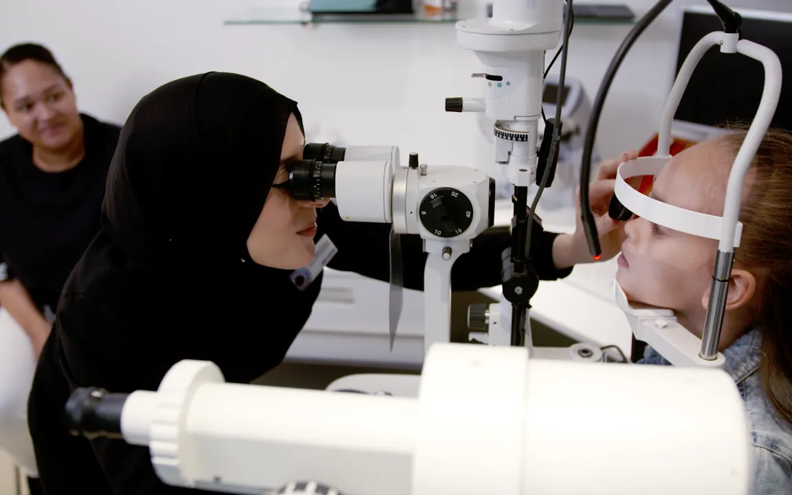 Mum issues warning after discovering daughter’s eye cancer 