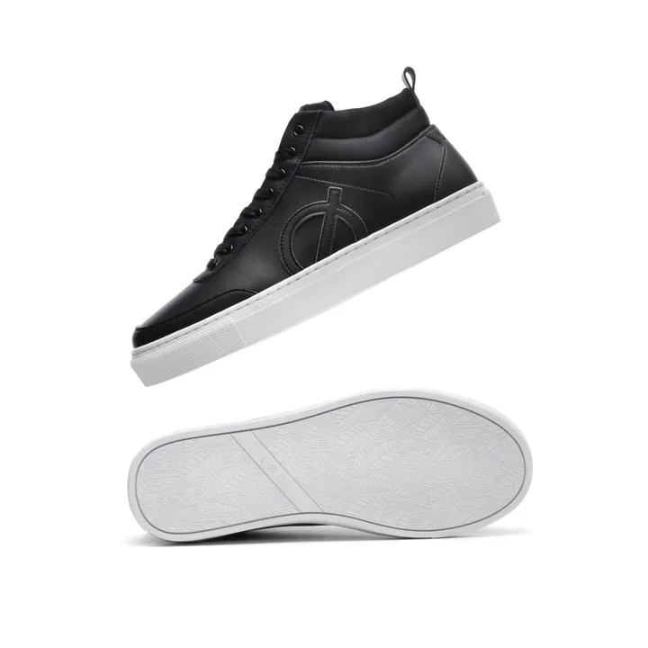 LØCI DIVE FROM SEA TO LAND BY LAUNCHING INNOVATIVE MAIZE ECO-LEATHER COLLECTION