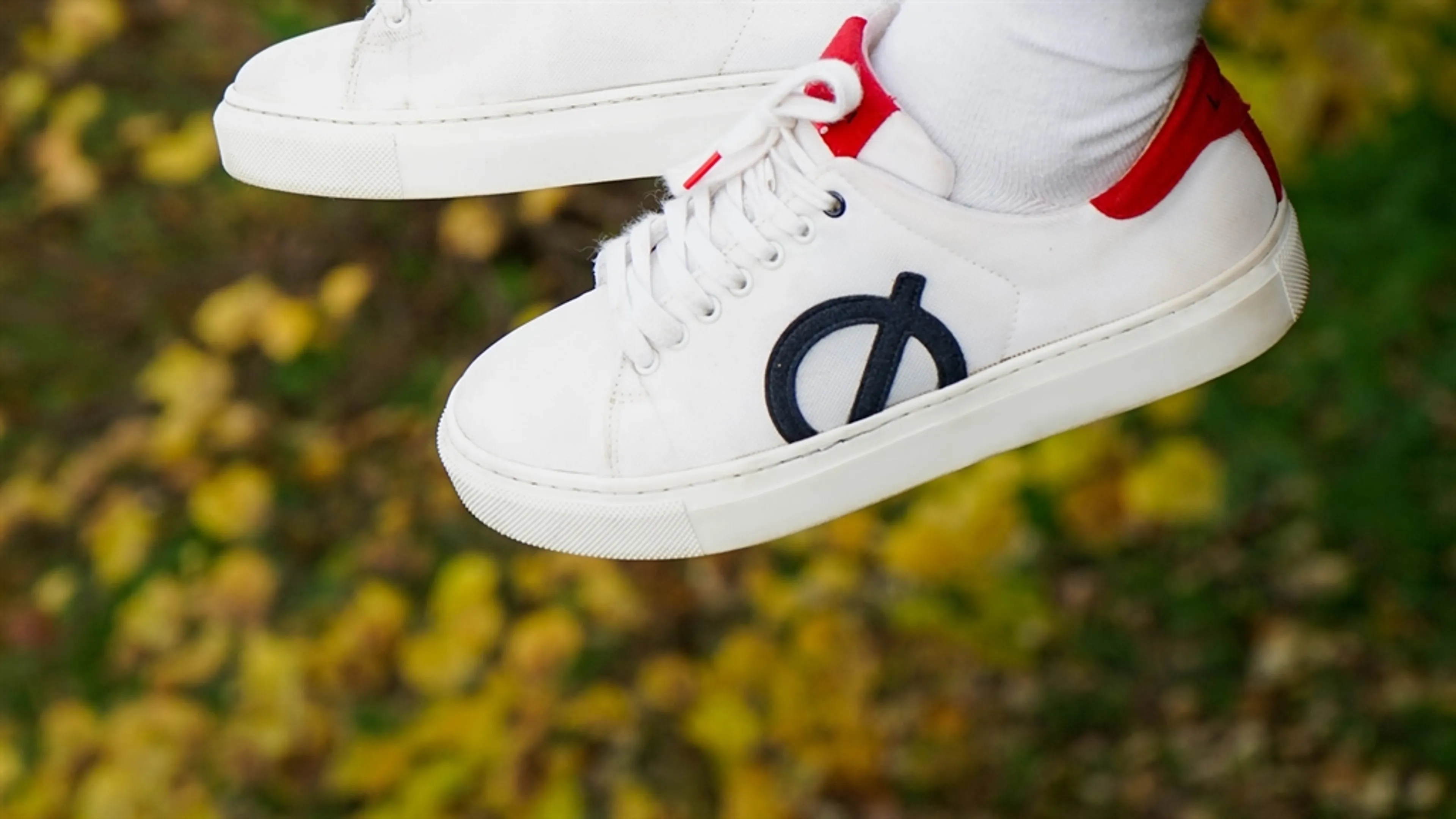 INTRODUCING LOCI: A VEGAN SNEAKER LIKE NO OTHER