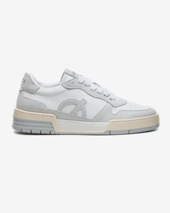 20 Smart-Casual Sneakers You Can Wear Anywhere