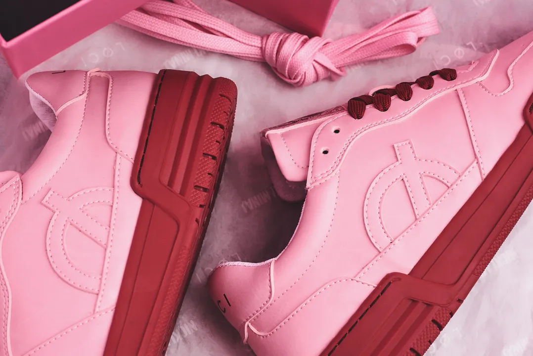 GLOBAL ICON NICKI MINAJ BECOMES AN OWNER OF FOOTWEAR BRAND LØCI